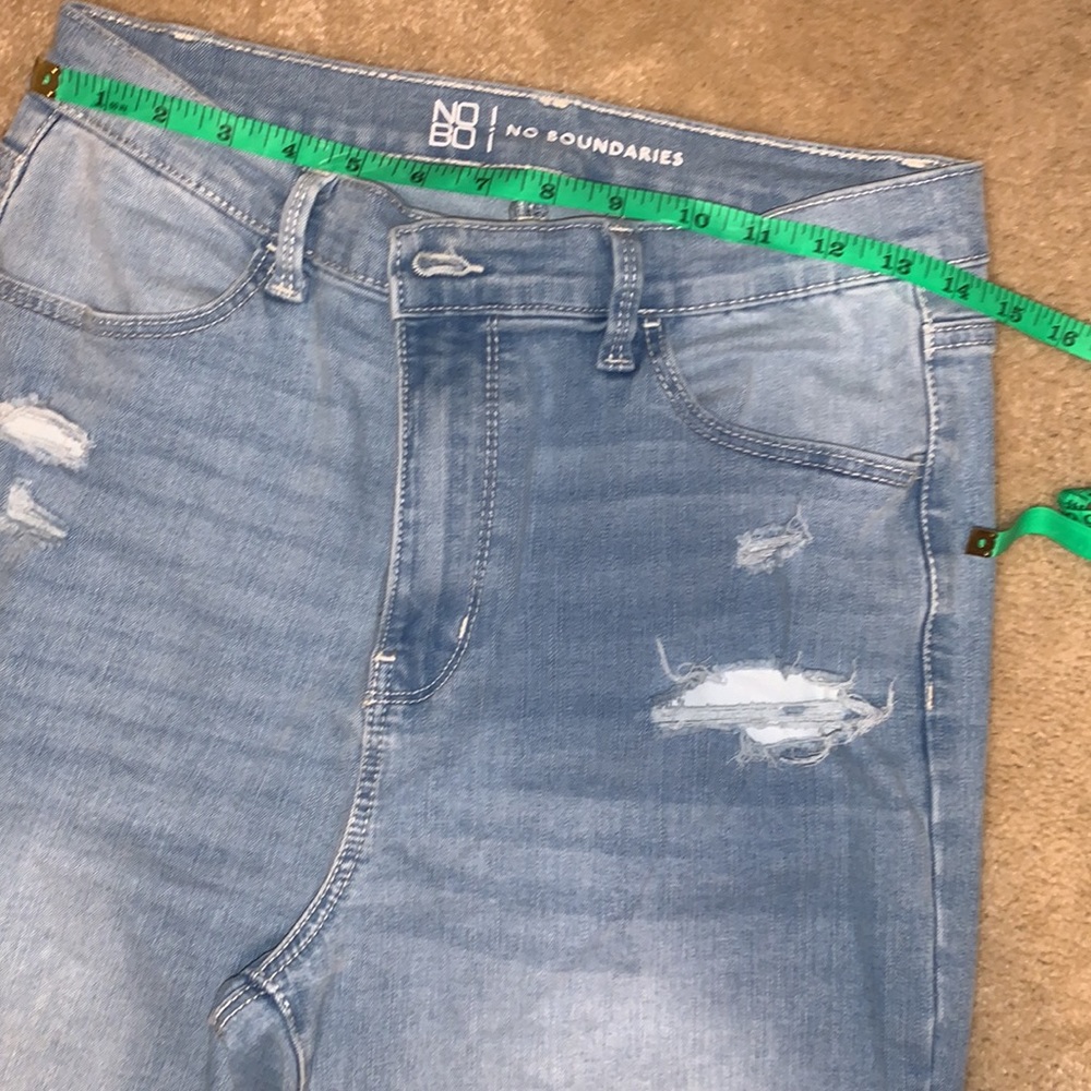 High rise light wash jeans - Picture 3 of 7